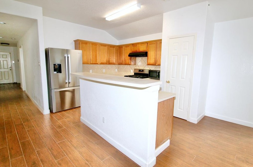 9714 Fieldbloom Ln, Sugar Land TX  77498-6608 exterior