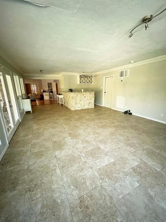 5616 Pine St, Houston TX  77081-7310 exterior