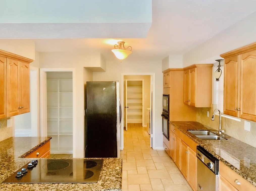 40 Buttonbush Ct, Spring TX  77380-0926 exterior