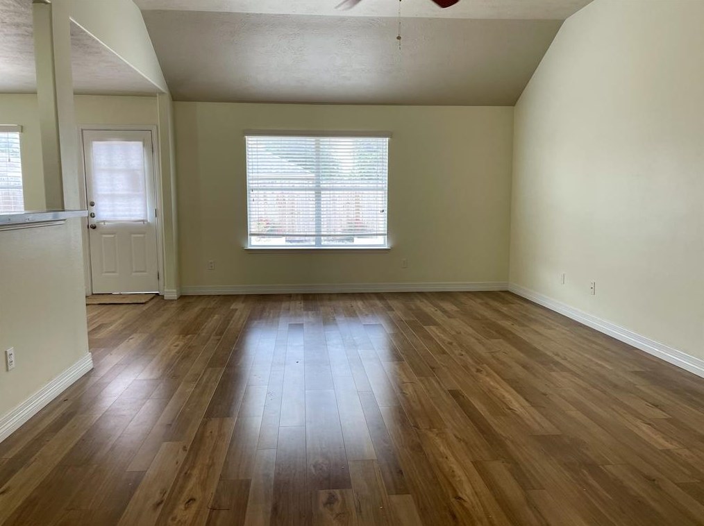 2619 Dylans Crossing Dr, Houston, TX 77038