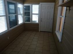 1613 52nd St #up, Galveston, TX 77551