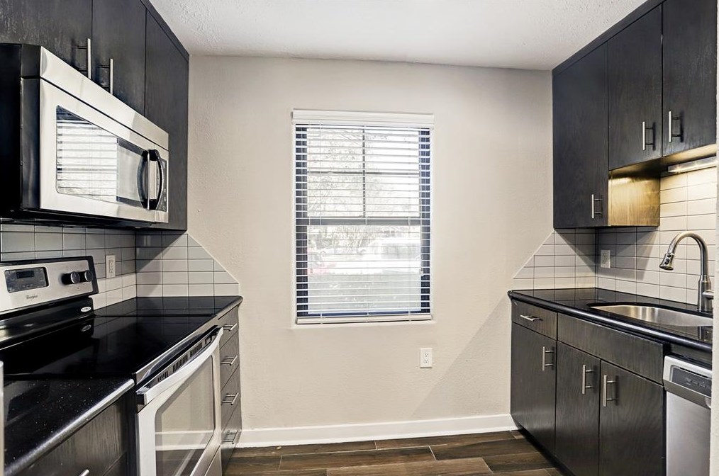 1501 Hyde Park Blvd #13, Houston, TX 77006