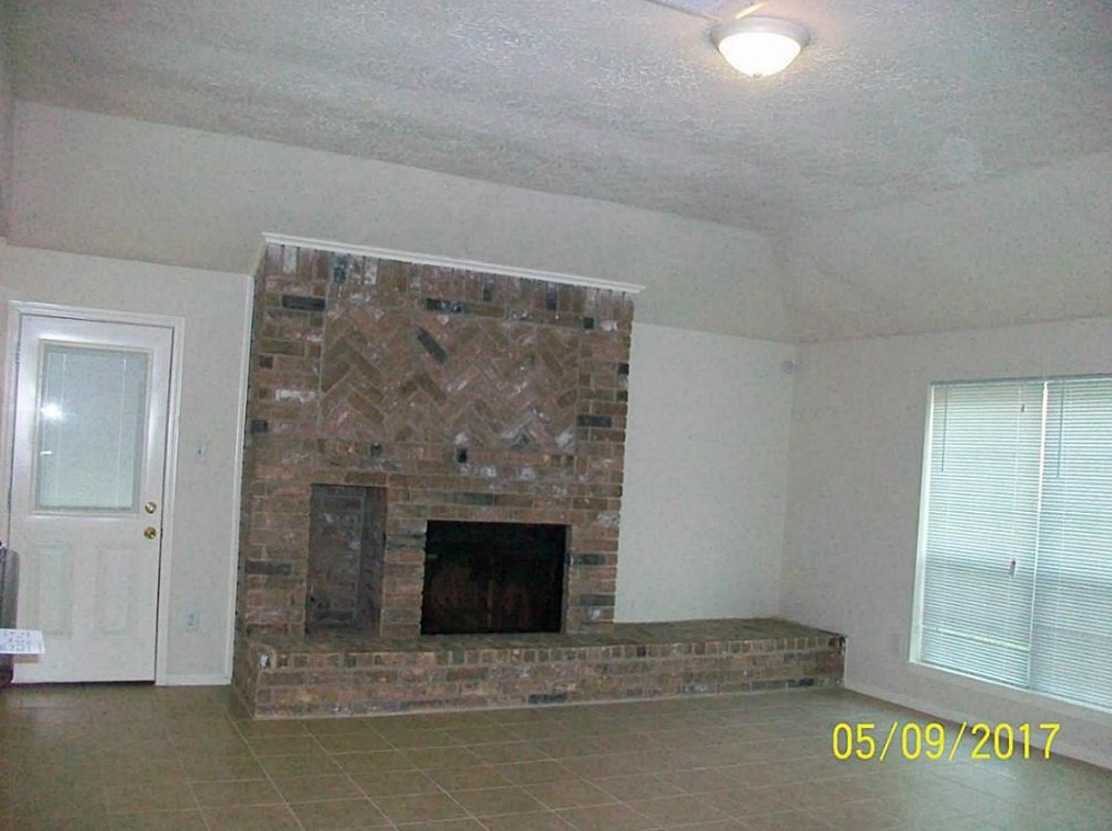 13439 S Thorntree Dr, Houston, TX 77015