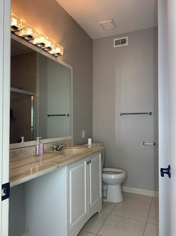 2860 Holly Hall St, Houston TX  77054-4160 exterior