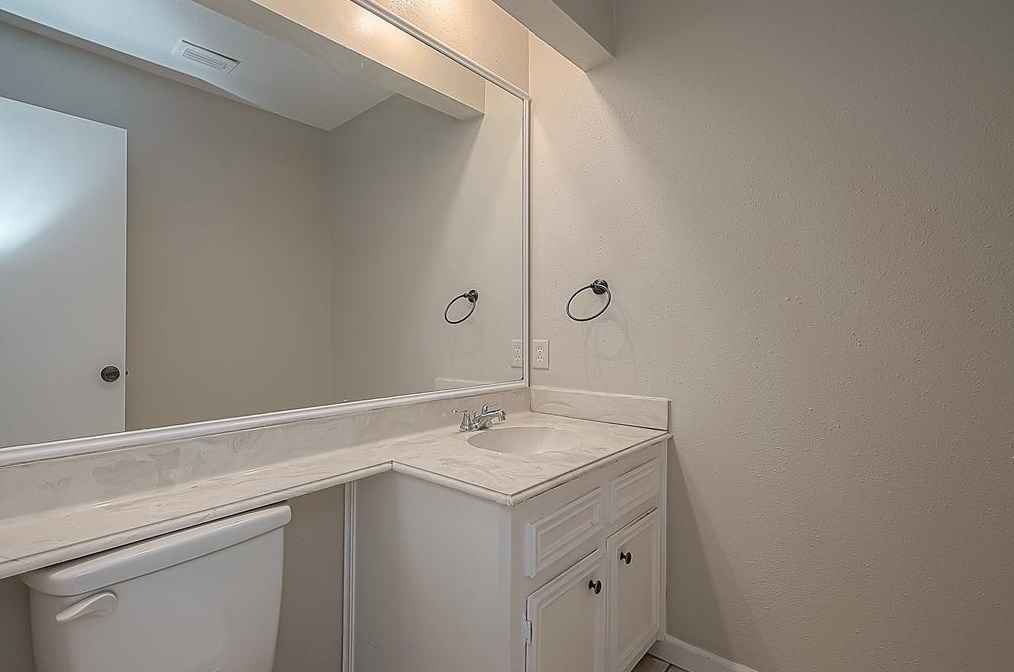 15411 Swan Crk Dr, Houston TX  77095-2017 exterior