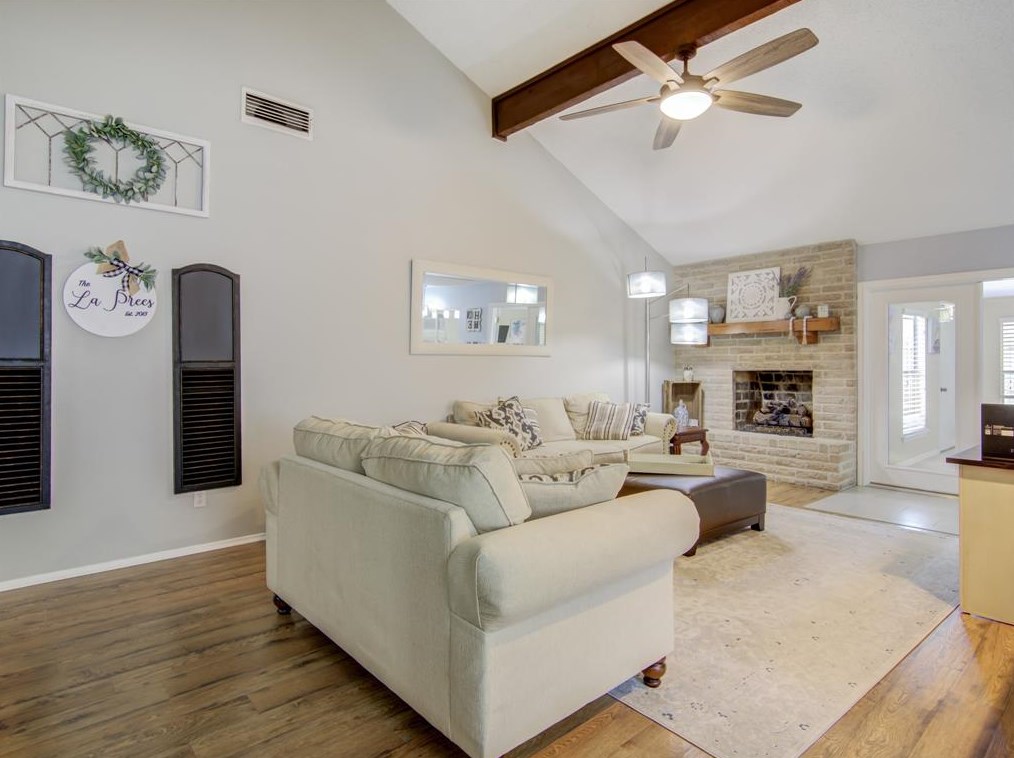 16311 Cavendish Dr, Houston TX  77059-4712 exterior