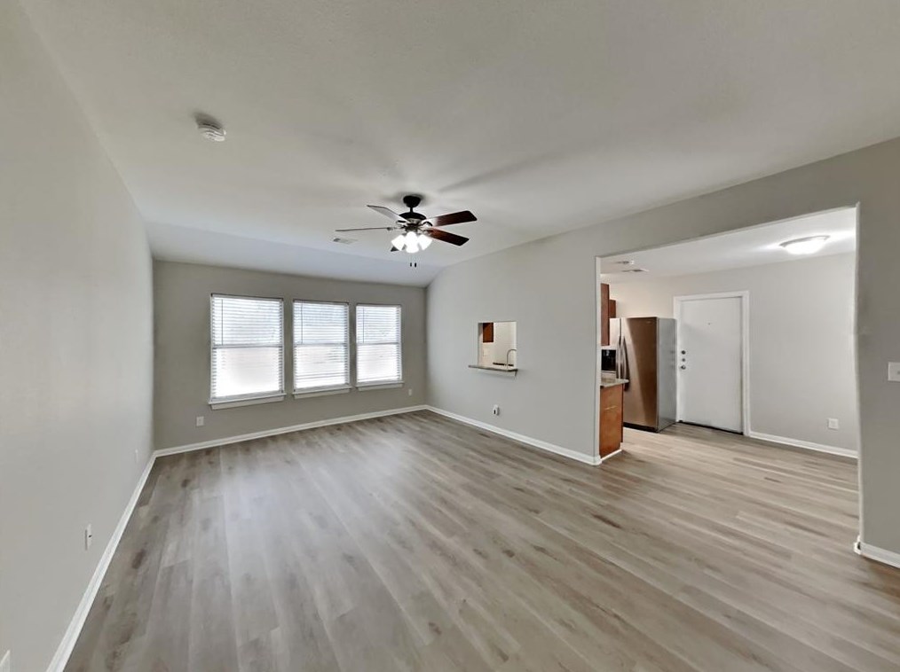 10457 Royal Andrews Dr, Conroe TX  77303-2601 exterior