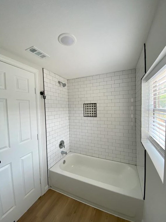 3922 King, Houston TX  77026-1539 exterior