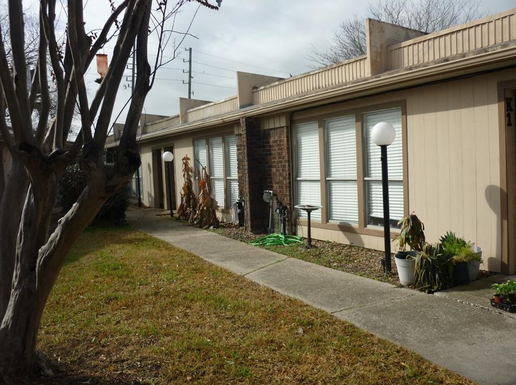 1014 Graham Dr Apt K2, Tomball, TX 77375