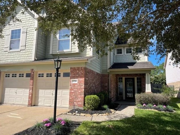 9759 Walford Mill Ln, Houston, TX 77095-5534