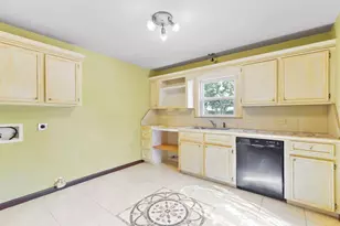 500 S Walnut St, Tomball, TX 77375 - Photo 22