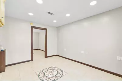 500 S Walnut Street, Tomball, TX 77375 - Photo 16