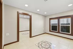 500 S Walnut St, Tomball, TX 77375 - Photo 14