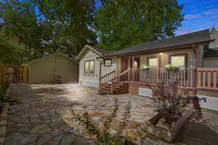 500 S Walnut St, Tomball, TX 77375 - Photo 2