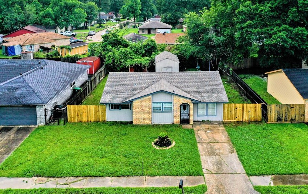 8607 Brock Park Blvd, Houston, TX 77078-3603