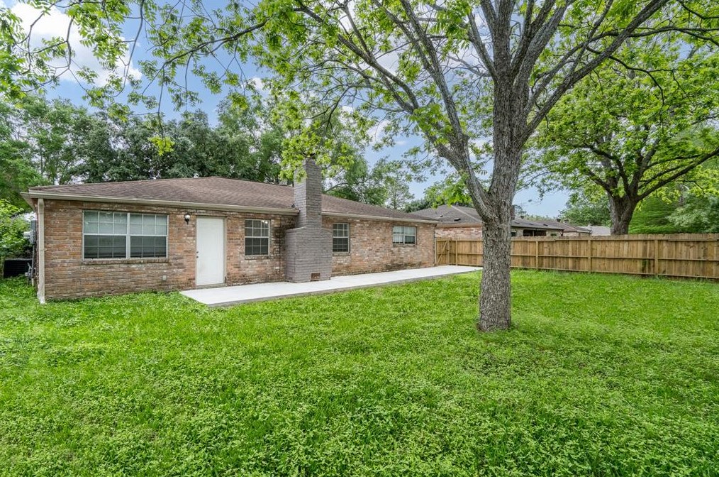 1918 Woodvale Dr, Missouri City, TX 77489-1421