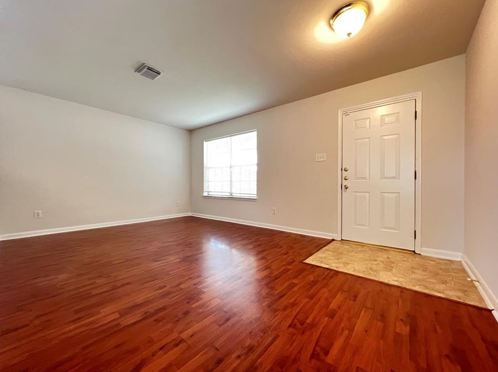 16023 Crooked Arrow Dr, Sugar Land TX  77498-7518 exterior