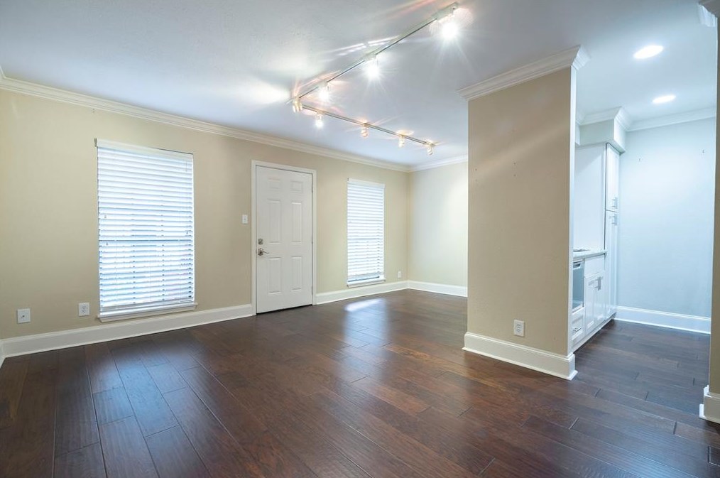 3402 Garrott St Apt 14, Houston, TX 77006