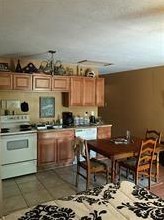 1513 16th St #4, Huntsville, TX 77340