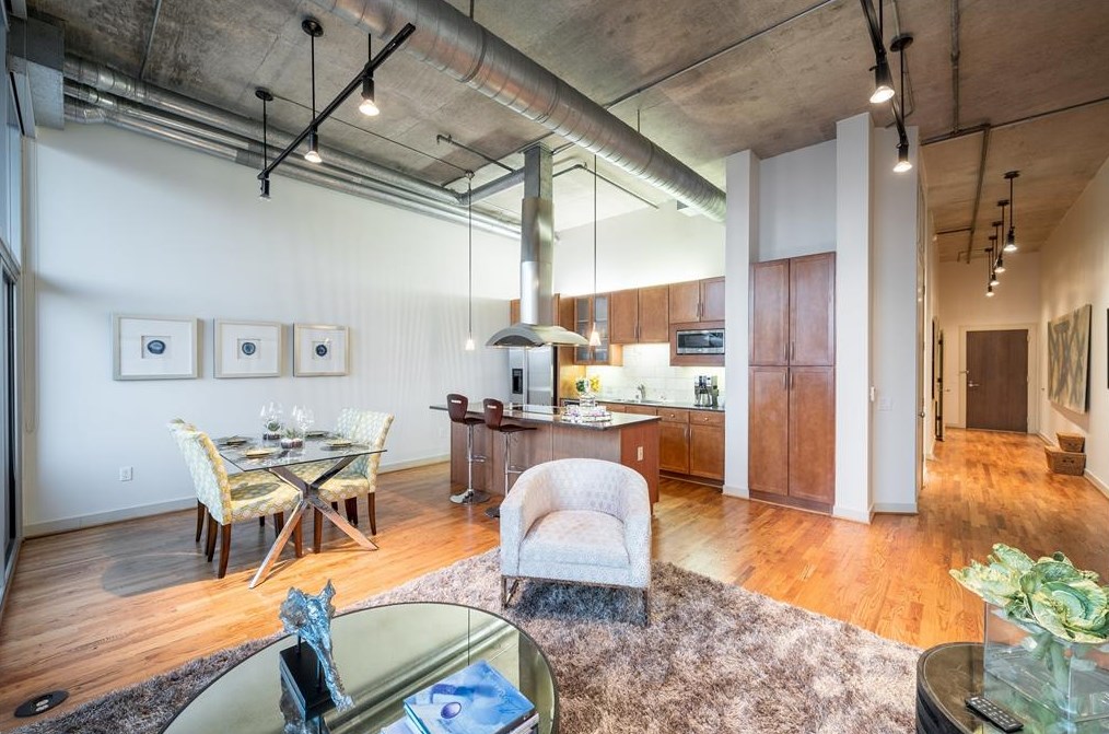 4899 Montrose Blvd #808, Houston, TX 77006