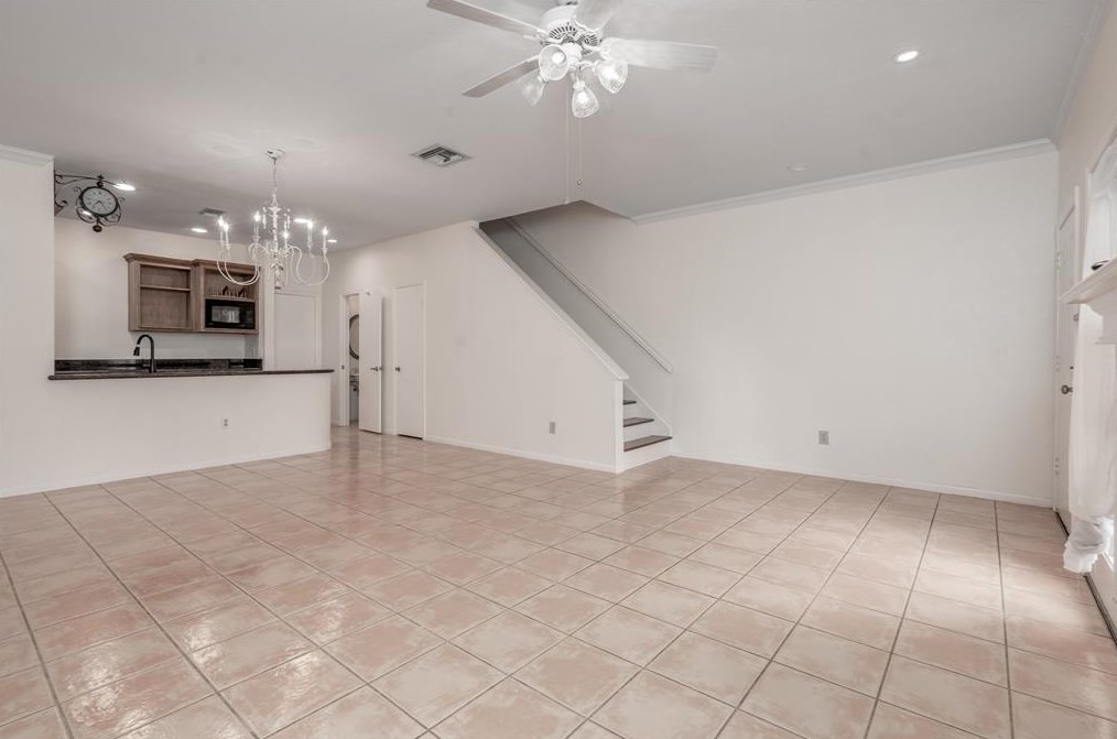 6000 Reims Rd Apt 2105, Houston, TX 77036