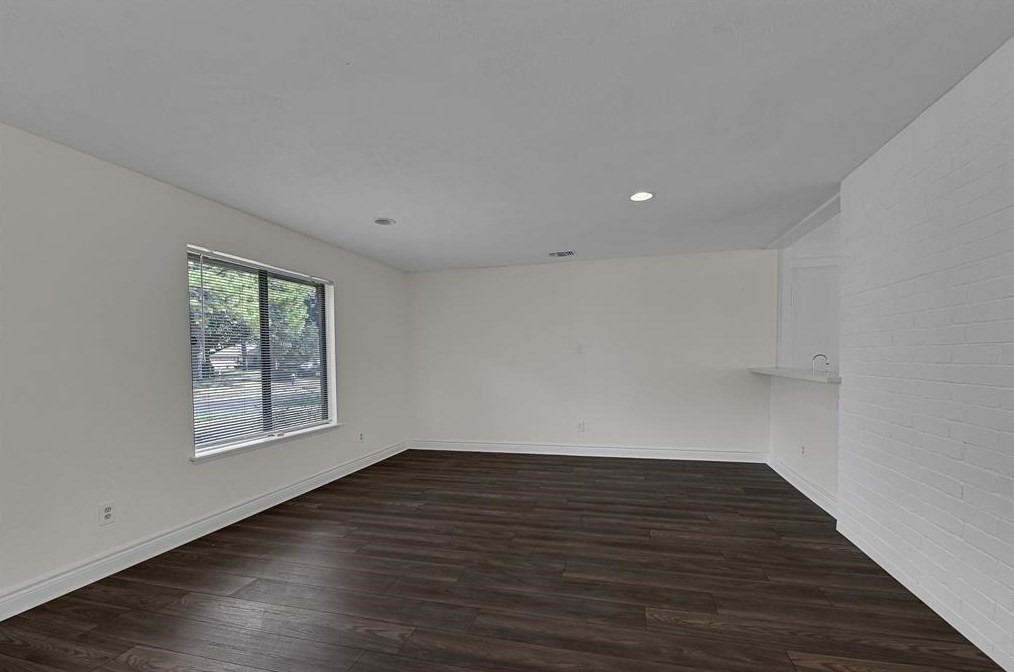 14707 Knightsway Dr, Houston TX  77083-5813 exterior