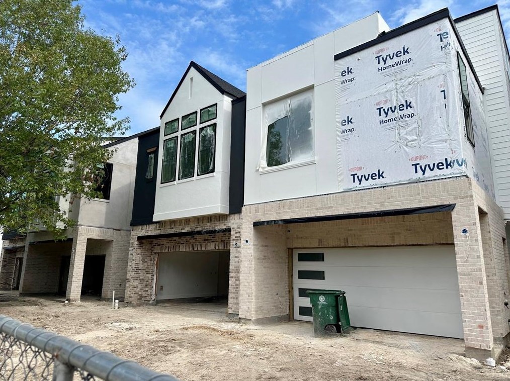 602 Clay St, Houston TX  77019-4465 exterior