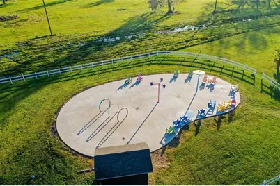 212 Carpenter Drive, Cleveland, TX 77327 - Photo 18