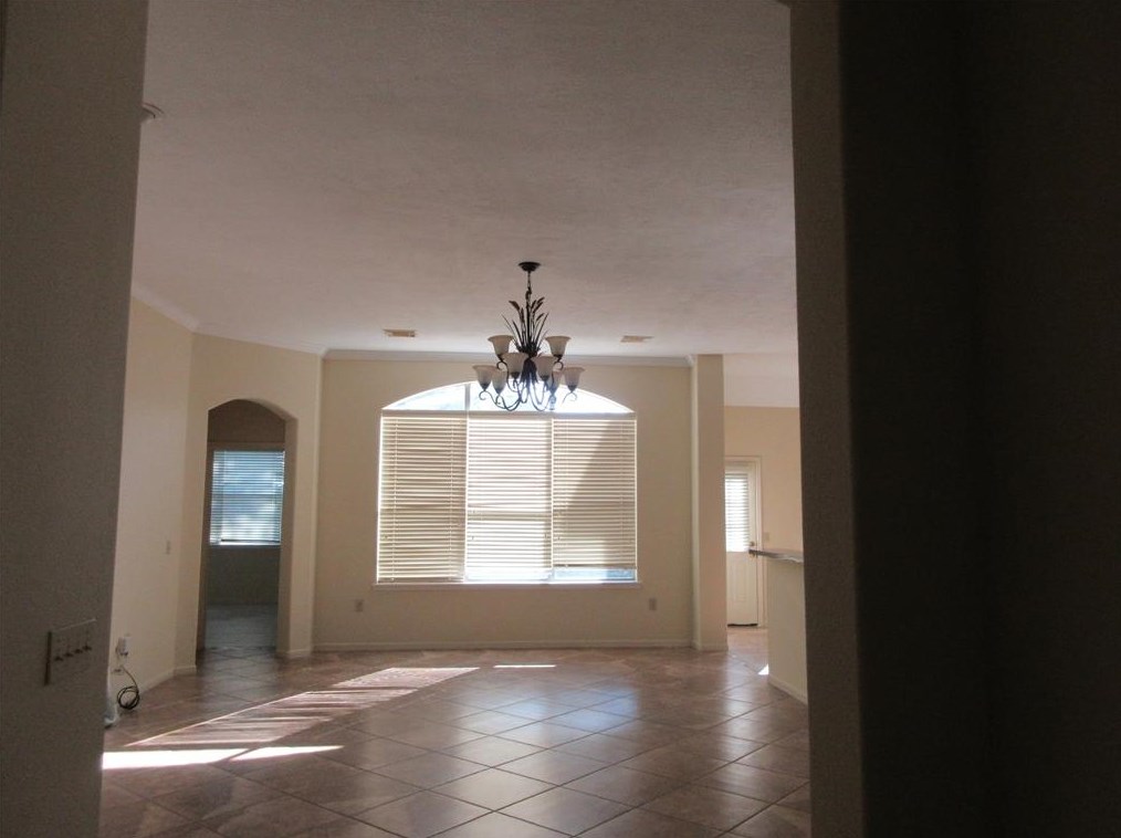9126 Sandtown Ln, Houston, TX 77064