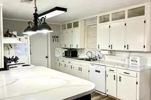 361 Noble St, Lovelady, TX 75851 - Photo 10