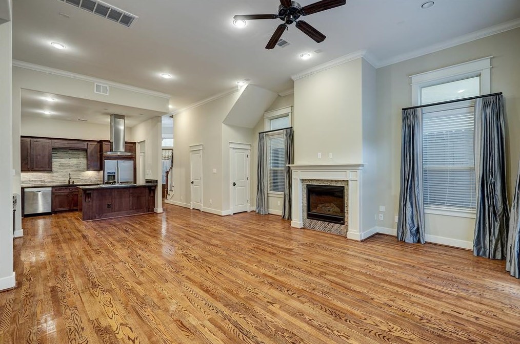 1807 Morse St, Houston TX  77019-6809 exterior