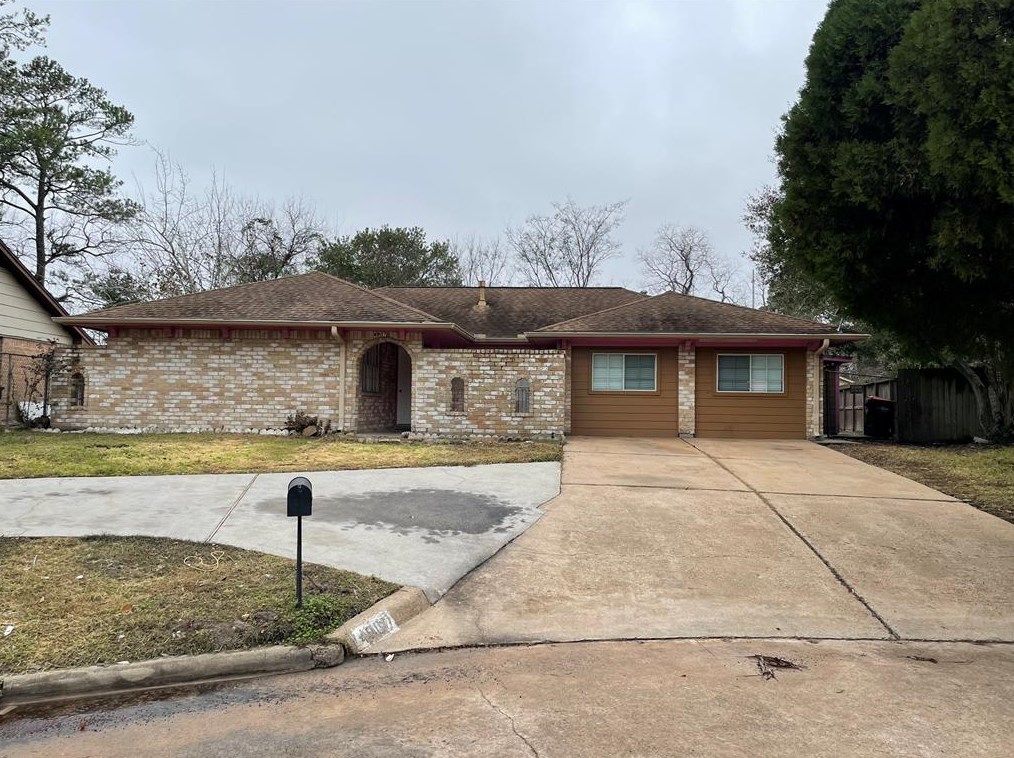 4907 Connorvale Rd, Houston, TX 77039