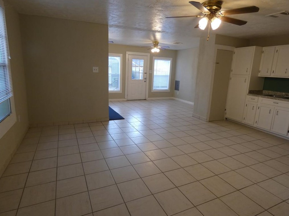 1125 16th St, Houston TX  77008-3429 exterior