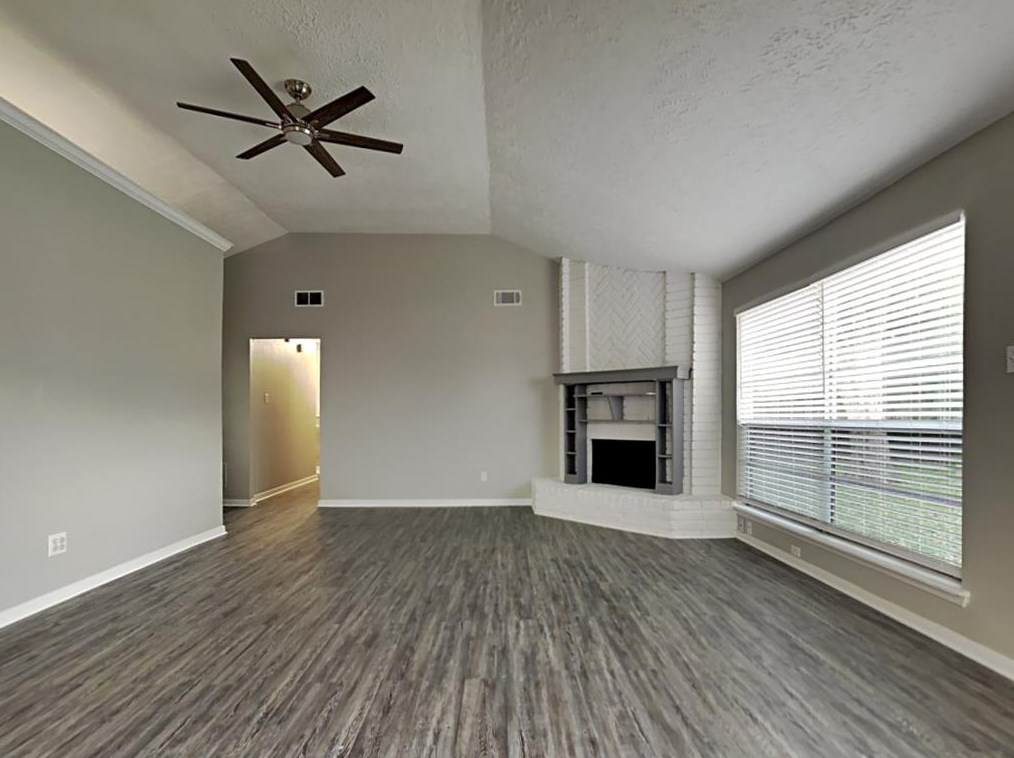 15815 Wingdale Dr, Houston, TX 77082