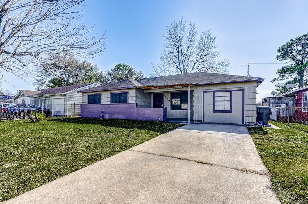 5538 Lakefield Dr, Houston, TX 77033