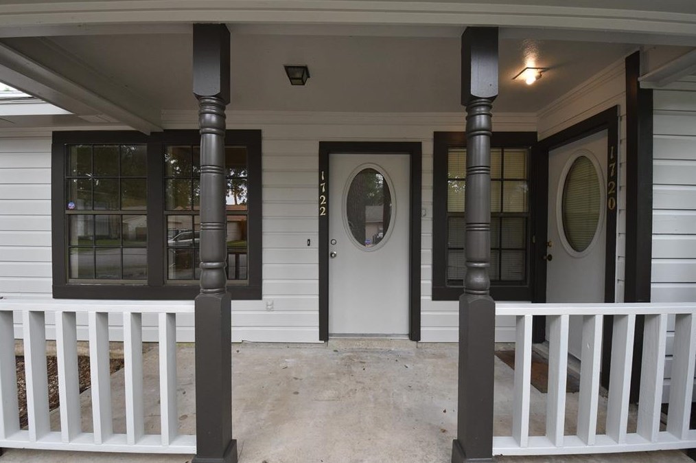 1722 Hazelwood St, Conroe, TX 77301