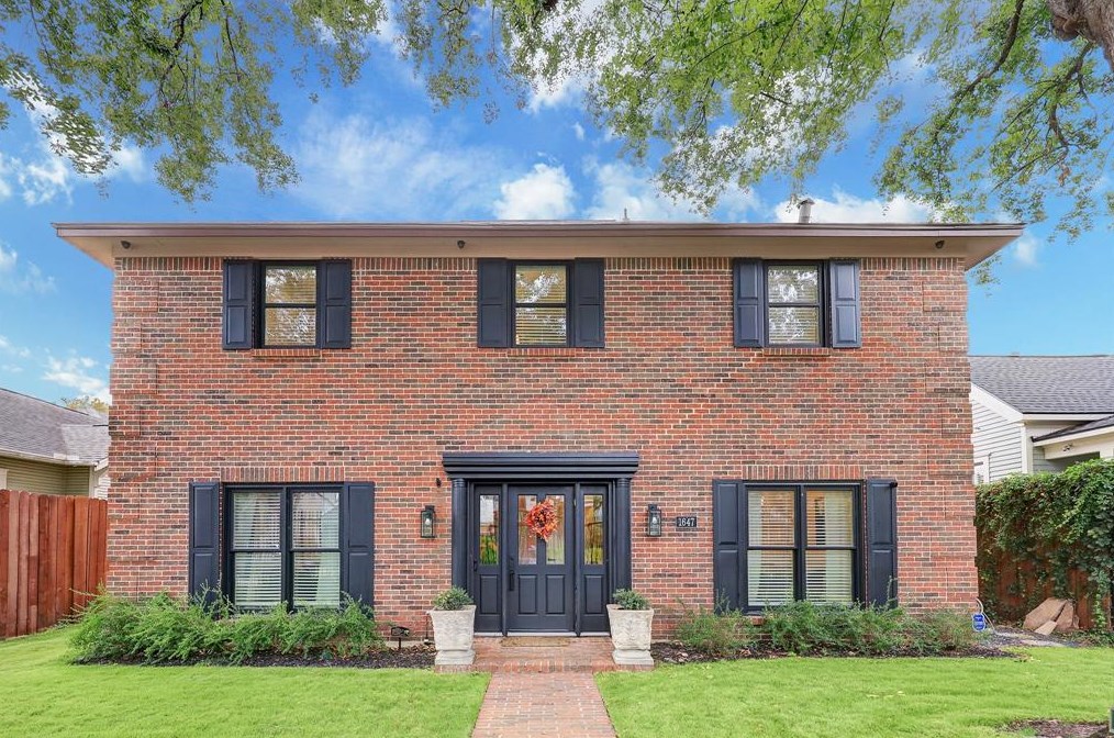 1647 Columbia St, Houston, TX 77008-4307