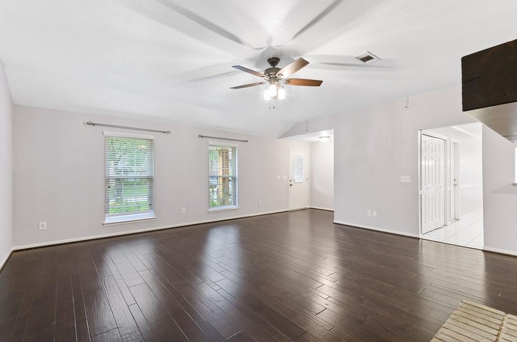 6 Cottage Grove Pl, Spring TX  77381-4400 exterior