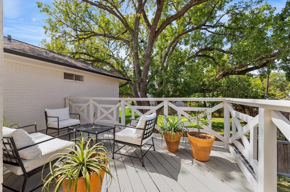 4022 Marlowe St, Houston TX  77005-2045 exterior