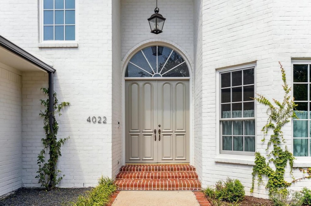4022 Marlowe St, Houston TX  77005-2045 exterior