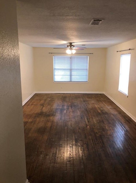 1014 Loper St, Houston TX  77017-3943 exterior