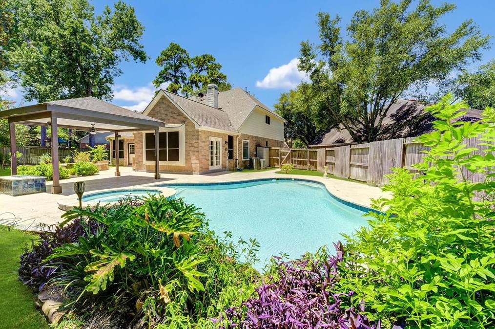 7802 Stone Oak Ct, Houston TX  77070-4337 exterior