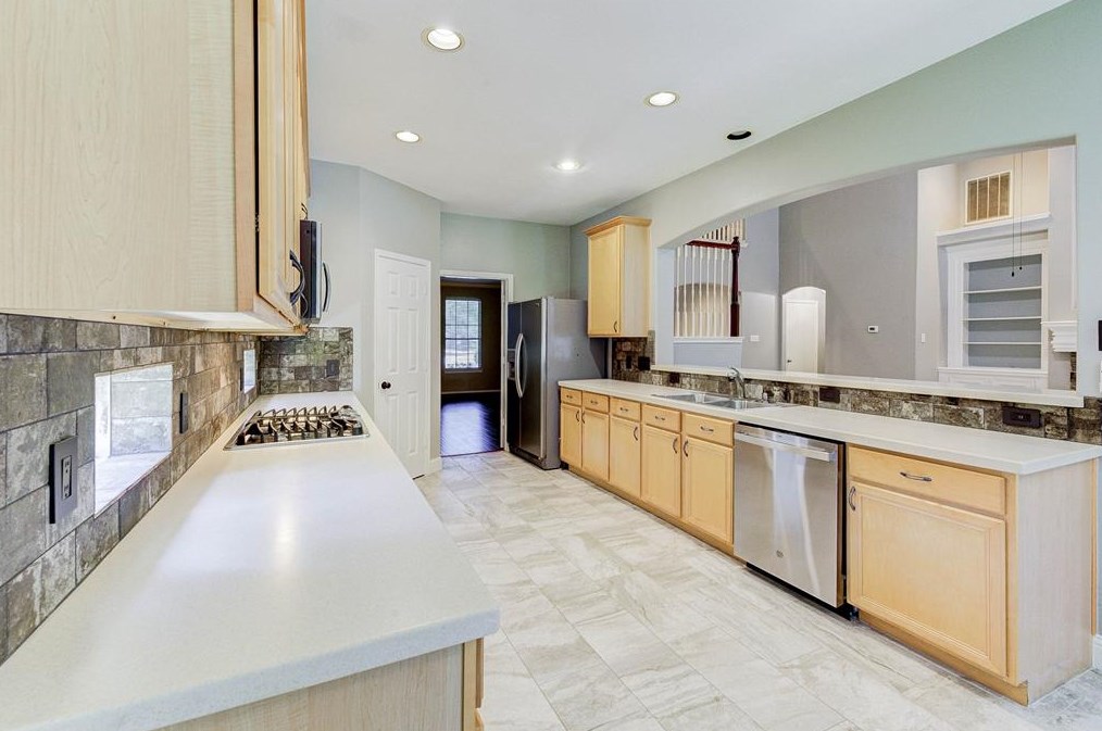 7802 Stone Oak Ct, Houston TX  77070-4337 exterior