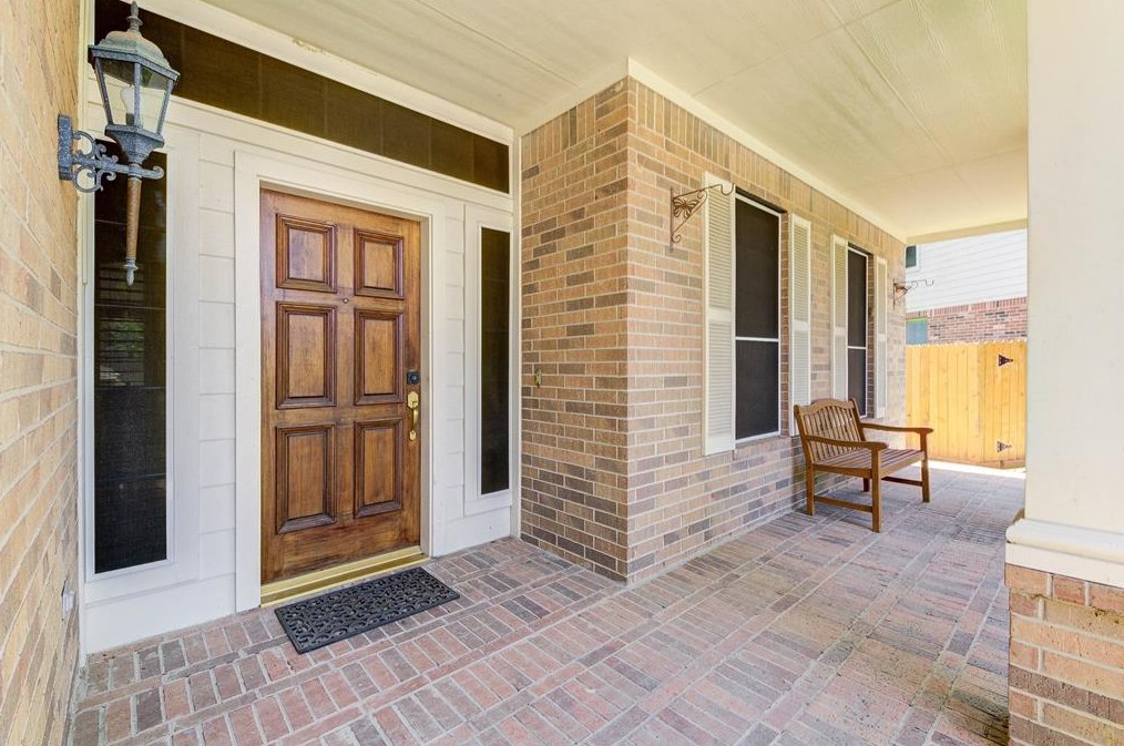 7802 Stone Oak Ct, Houston TX  77070-4337 exterior