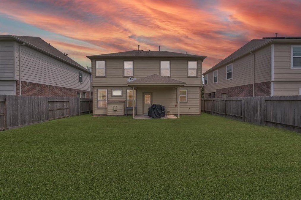 19023 Ashford Sq St, Tomball TX  77375-2523 exterior