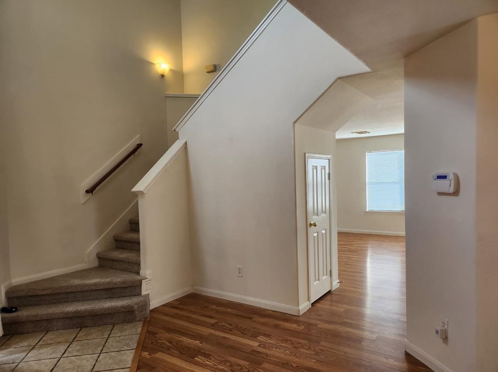 5211 Natasha Run Ln, Houston TX  77066-3371 exterior
