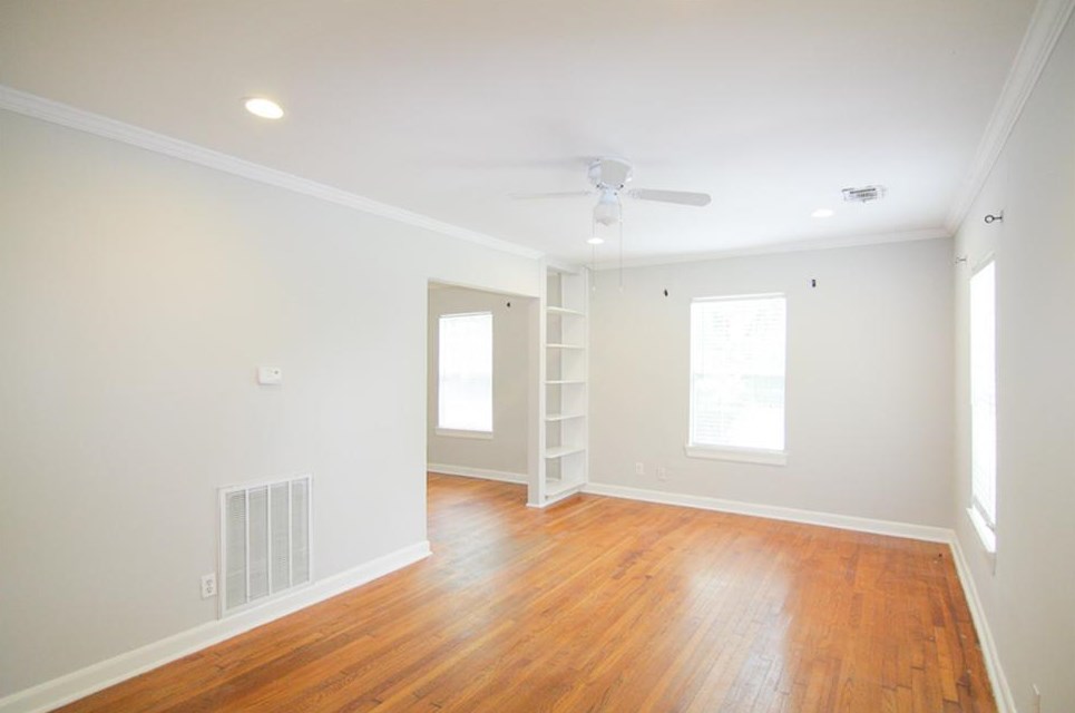 3933 Browning St, Houston, TX 77005-2041