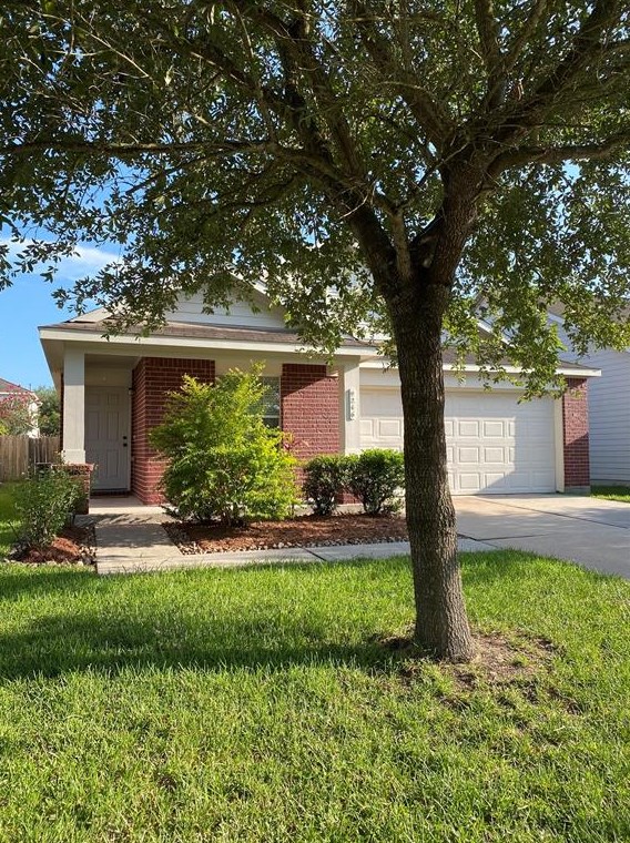 9246 Wolcott Park Ln, Houston, TX 77075
