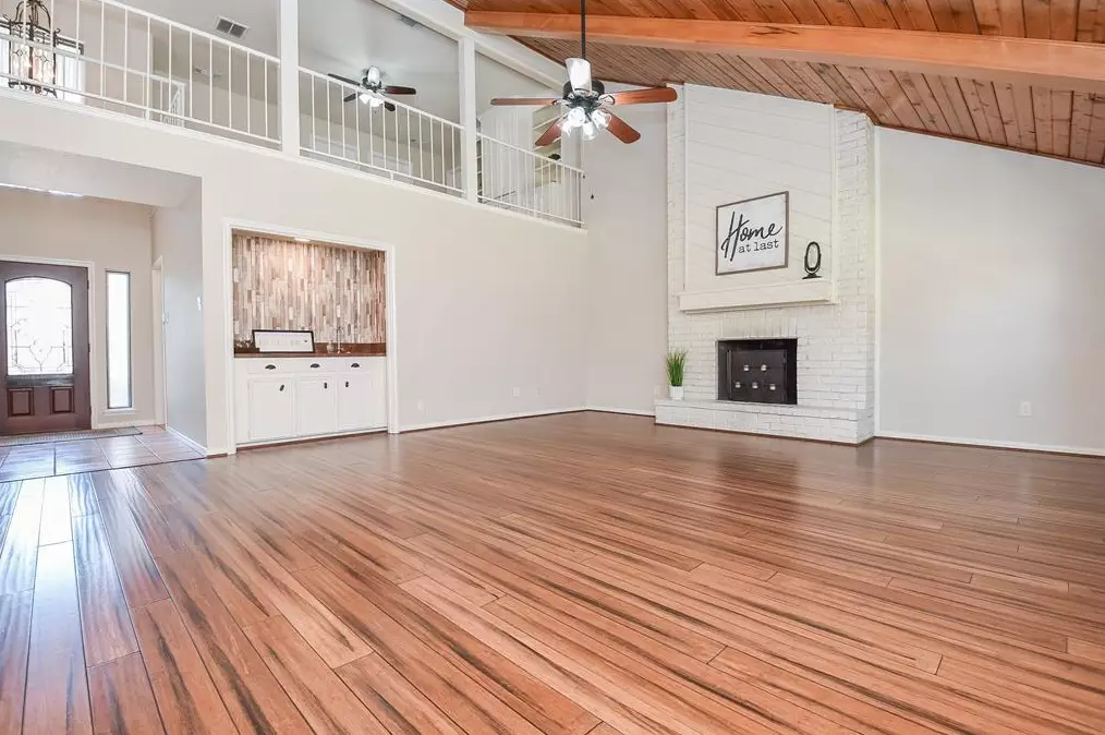7731 Club Lake Dr, Houston TX  77095-2621 exterior