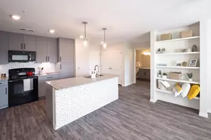 4611 N N Interstate 35 Frontage Rd Rd, Austin, TX 78722 - Photo 8